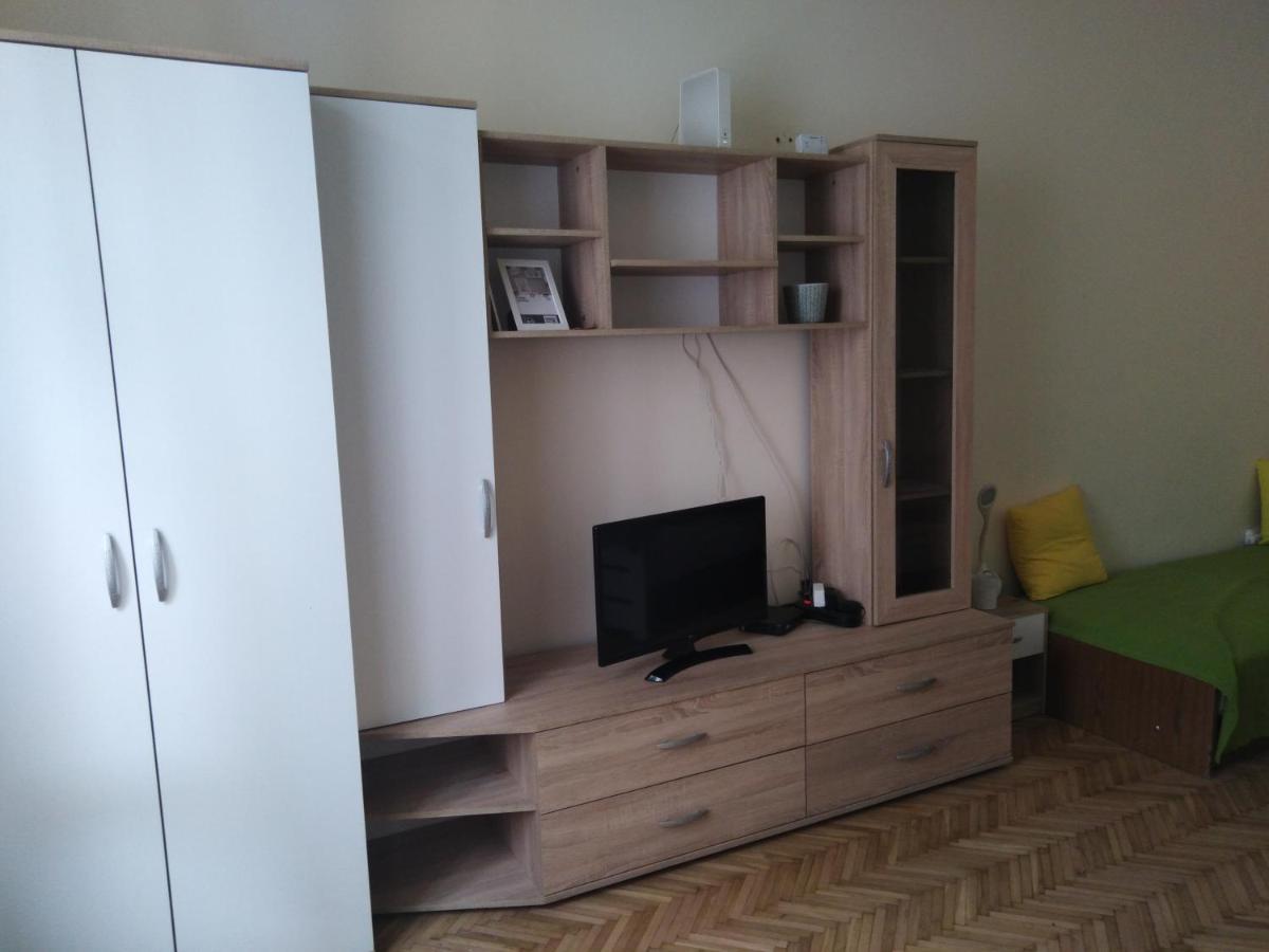 Adrienn Apartment Βουδαπέστη Εξωτερικό φωτογραφία